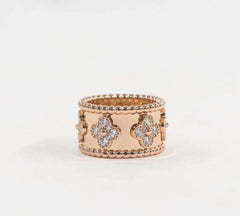 Bee Clover Ring