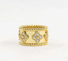 Bee Clover Ring