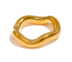 Wavy Ring